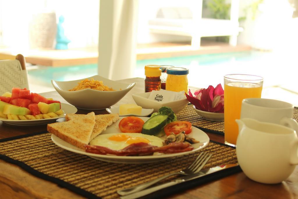 Villa Dheva Seminyak Zewnętrze zdjęcie
